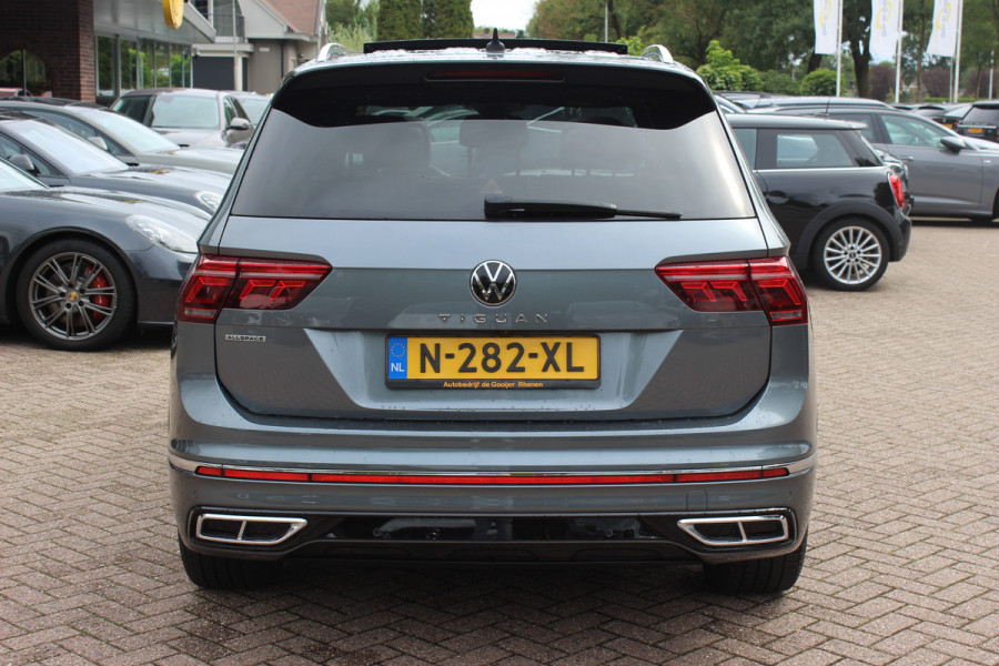 Volkswagen Tiguan Allspace 1.5 TSI R-Line Business+ 7p. / Trekhaak / Panoramadak / Camera / CarPlay / Keyless / 19'' / Mattrix LED / Stoelverwarming / DAB / ACC
