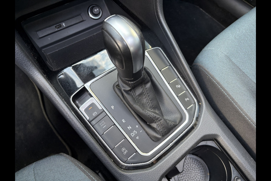 Volkswagen Golf Sportsvan 1.5 TSi ACT 150pk DSG Comfortline SCHUIFDAK/CAMERA/DODEHOEK/ADAPT.CRUISE/CARPLAY/PDC