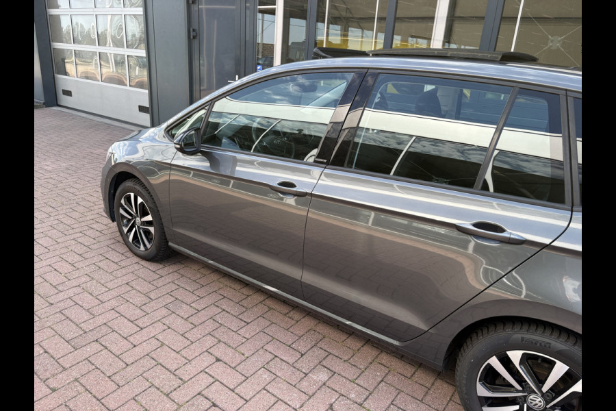 Volkswagen Golf Sportsvan 1.5 TSi ACT 150pk DSG Comfortline SCHUIFDAK/CAMERA/DODEHOEK/ADAPT.CRUISE/CARPLAY/PDC