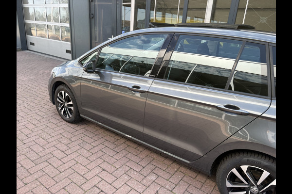 Volkswagen Golf Sportsvan 1.5 TSi ACT 150pk DSG Comfortline SCHUIFDAK/CAMERA/DODEHOEK/ADAPT.CRUISE/CARPLAY/PDC