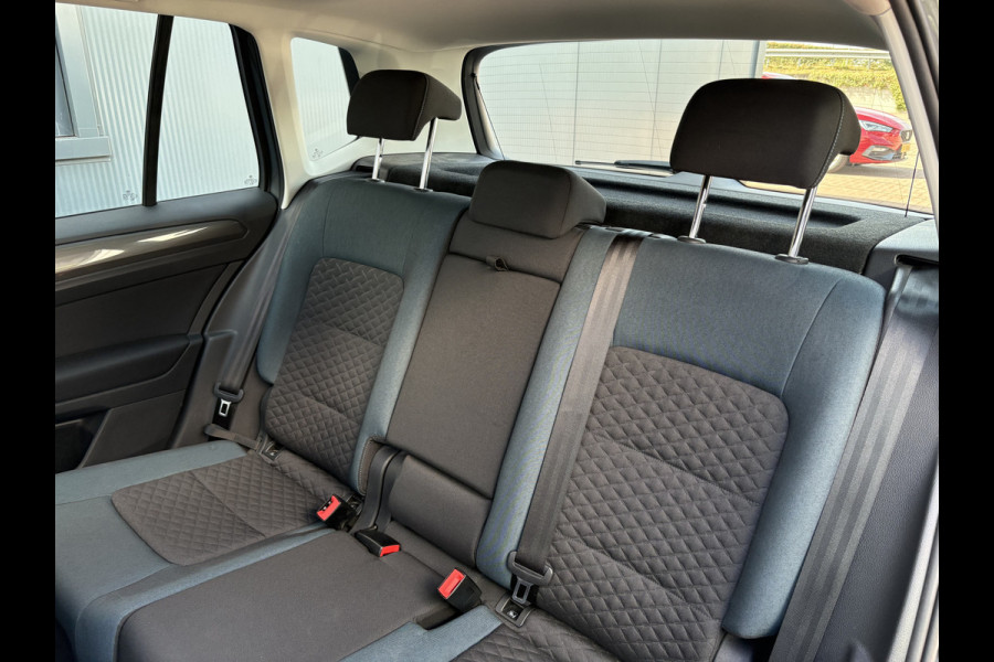 Volkswagen Golf Sportsvan 1.5 TSi ACT 150pk DSG Comfortline SCHUIFDAK/CAMERA/DODEHOEK/ADAPT.CRUISE/CARPLAY/PDC