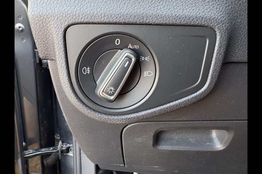 Volkswagen Golf Sportsvan 1.5 TSi ACT 150pk DSG Comfortline SCHUIFDAK/CAMERA/DODEHOEK/ADAPT.CRUISE/CARPLAY/PDC