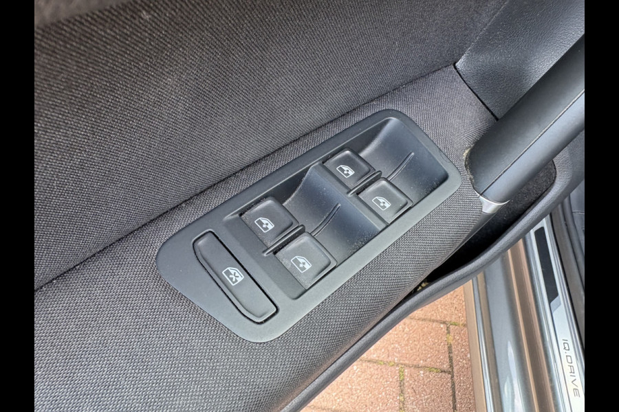 Volkswagen Golf Sportsvan 1.5 TSi ACT 150pk DSG Comfortline SCHUIFDAK/CAMERA/DODEHOEK/ADAPT.CRUISE/CARPLAY/PDC