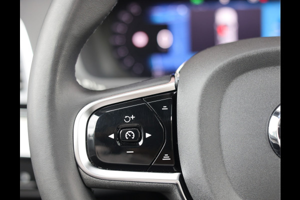 Volvo XC90 T8 AWD Ultimate Dark | Pano - HUD - Trekhaak