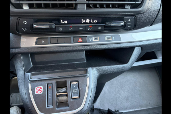 Peugeot e-Expert Long 75 kWh L3 SOH 95% | CAMERA | NAVIGATIE | BTW VERREKENBAAR | LED | CLIMA | FABRIEKSGARANTIE TOT 11-2027 | ALL-IN PRIJS