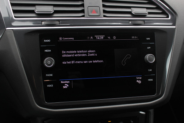 Volkswagen Tiguan Allspace 1.5 TSI R-Line Business+ 7p. / Trekhaak / Panoramadak / Camera / CarPlay / Keyless / 19'' / Mattrix LED / Stoelverwarming / DAB / ACC