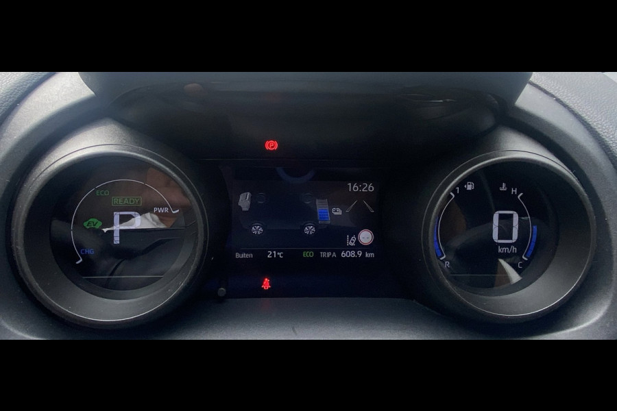 Toyota Yaris 1.5 Hybrid Dynamic/ Virtual CP/ DriveAssist/ CarPlay/ Fabrieksgarantie/ NAP/ Dealeronderhouden