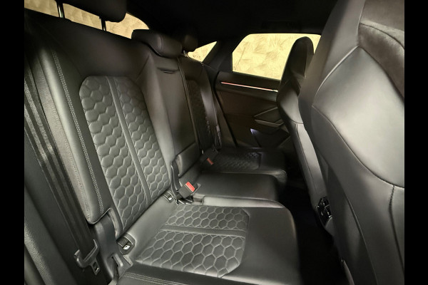 Audi RS Q3 Sportback TFSI RSQ3 | Pano | Camera | Led | Carplay | Sfeerverlichting | B&O