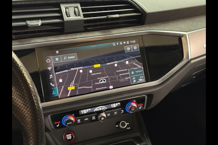 Audi RS Q3 Sportback TFSI RSQ3 | Pano | Camera | Led | Carplay | Sfeerverlichting | B&O