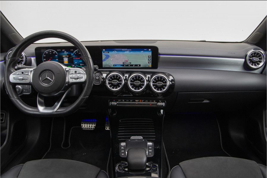 Mercedes-Benz CLA-Klasse 250 e AMG Premium, Pano, Head-up, Distronic, Nightpack 2021