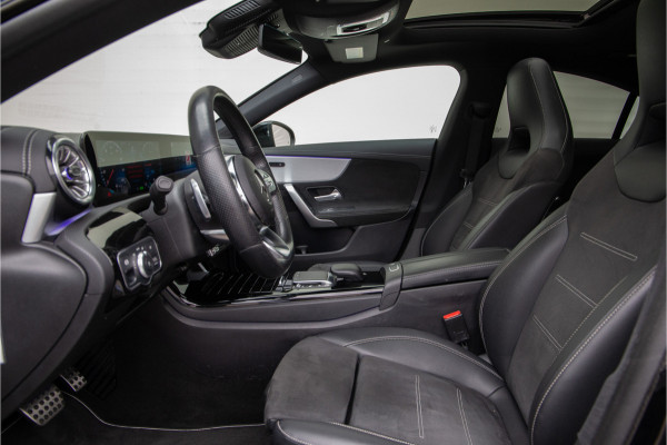 Mercedes-Benz CLA-Klasse 250 e AMG Premium, Pano, Head-up, Distronic, Nightpack 2021