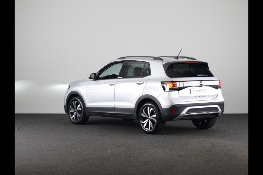 Volkswagen T-Cross Life Edition 1.0 TSI 95 PK 5 versn. Hand | Parkeersensoren | Stoelverwarming | Camera |