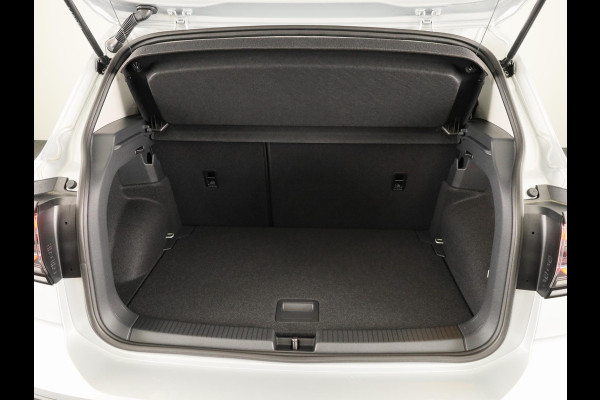 Volkswagen T-Cross Life Edition 1.0 TSI 95 PK 5 versn. Hand | Parkeersensoren | Stoelverwarming | Camera |