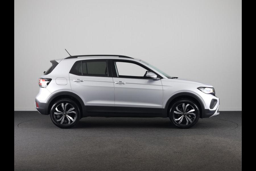 Volkswagen T-Cross Life Edition 1.0 TSI 95 PK 5 versn. Hand | Parkeersensoren | Stoelverwarming | Camera |