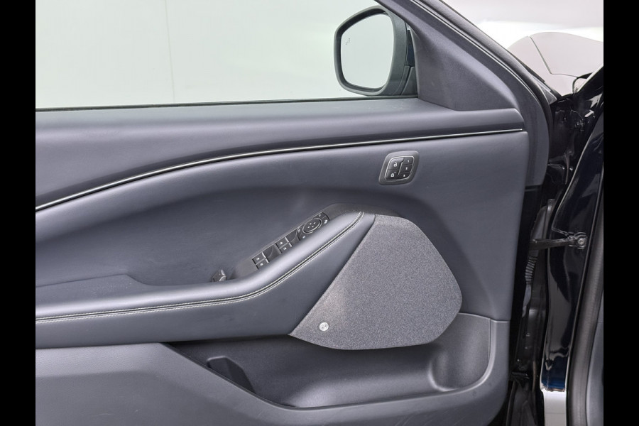 Ford Mustang Mach-E Extended RWD 98kWh Technology Pack Plus Panoramadak Trekhaak Adap.Cruise SOH 94% B&O-Audio 360°Camera Leder Elek.Stoelen+ Apple Carplay Android Auto Elek.Achterklep Lmv 18" Pdc Led Isofix DAB 1e Eigenaar 750KG Trekgewicht Origineel Nederlandse Auto