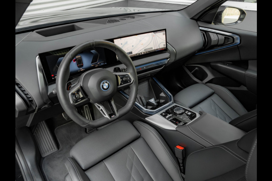 BMW X3 30e xDrive - M-Sport - Pano - Trekhaak - ACC - Head-up