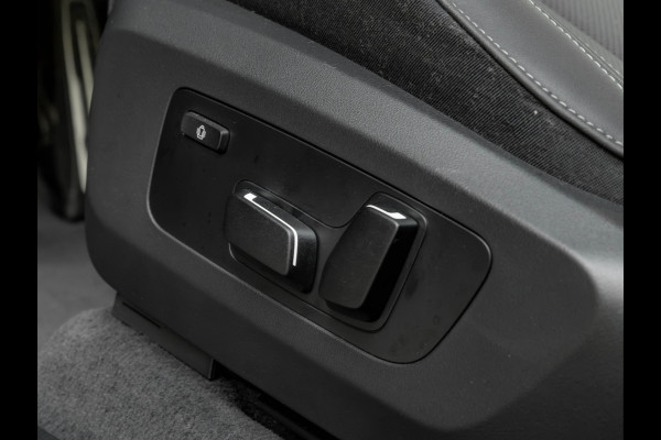 BMW X3 30e xDrive - M-Sport - Pano - Trekhaak - ACC - Head-up
