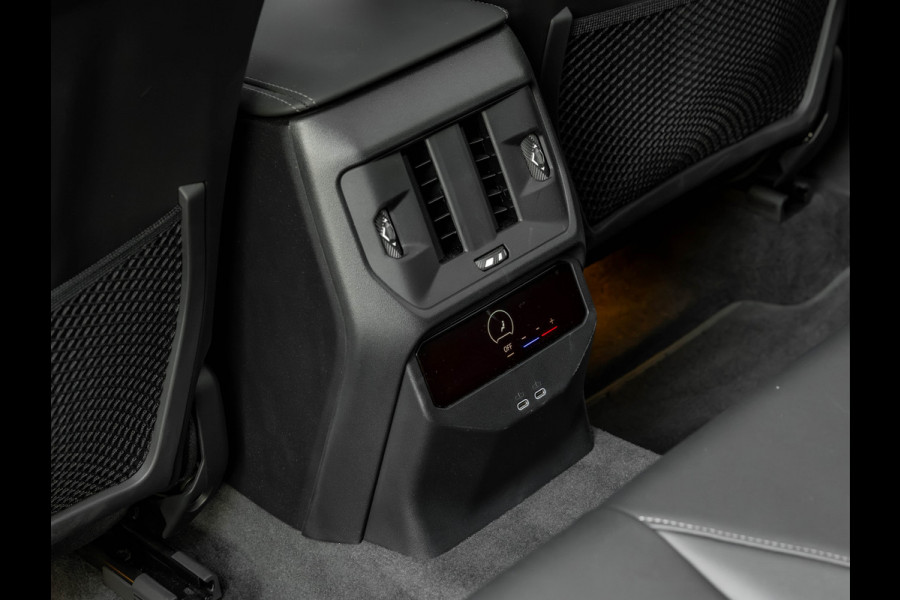 BMW X3 30e xDrive - M-Sport - Pano - Trekhaak - ACC - Head-up