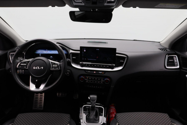 Kia Ceed Sportswagon 1.6 GDI PHEV DynamicPlusLine | Pano/Dak | Trekhaak | Adapt.Cruise/Control | Camera | Stoel/Stuur Verwarming