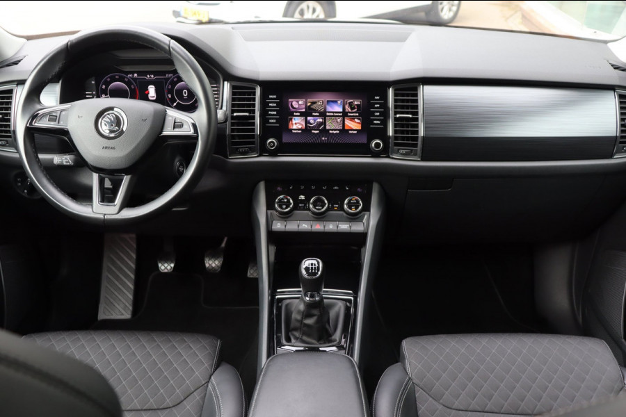 Škoda Kodiaq 1.5 TSI Bus. Ed. 7persoons digi-dashb. trekhaak h.leer+vw camera