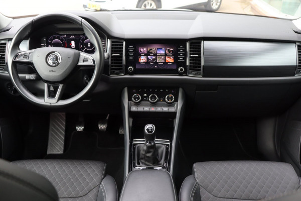 Škoda Kodiaq 1.5 TSI Bus. Ed. 7persoons digi-dashb. trekhaak h.leer+vw camera