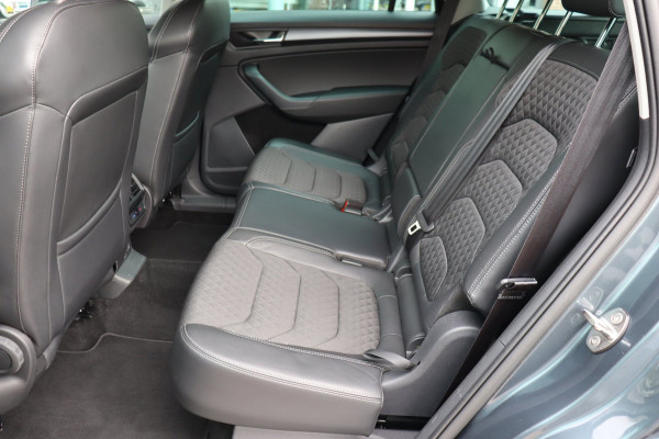 Škoda Kodiaq 1.5 TSI Bus. Ed. 7persoons digi-dashb. trekhaak h.leer+vw camera