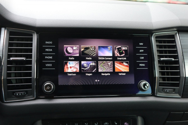 Škoda Kodiaq 1.5 TSI Bus. Ed. 7persoons digi-dashb. trekhaak h.leer+vw camera