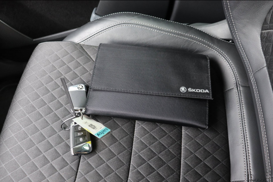 Škoda Kodiaq 1.5 TSI Bus. Ed. 7persoons digi-dashb. trekhaak h.leer+vw camera