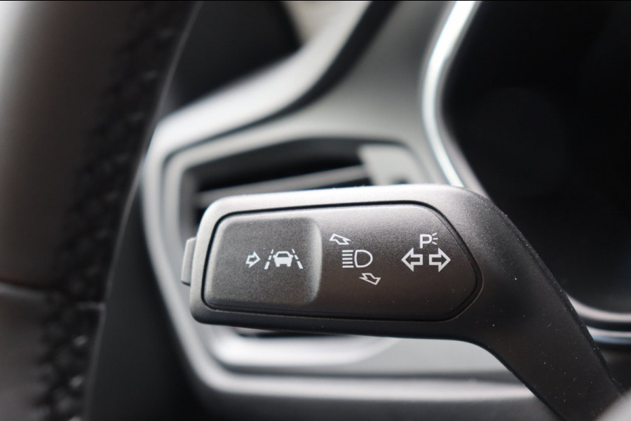Ford Focus 1.0 EcoBoost Hybrid Titanium org.NL