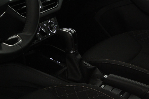 Škoda Kamiq 1.0 TSI Ambition > Automaat/Camera/Graphite Grey/Stoelverwarming...