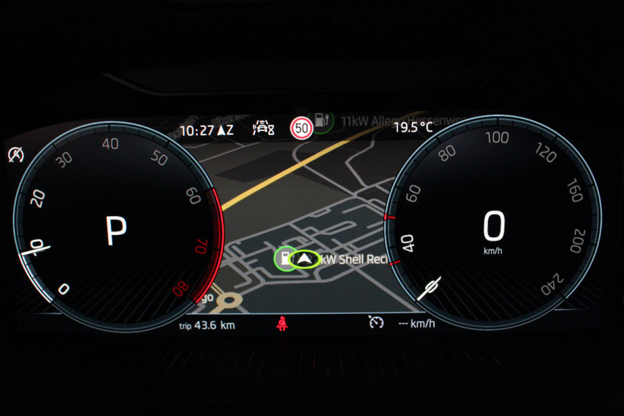 Škoda Kamiq 1.0 TSI Ambition > Automaat/Camera/Graphite Grey/Stoelverwarming...