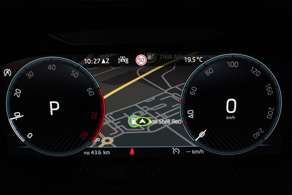 Škoda Kamiq 1.0 TSI Ambition > Automaat/Camera/Graphite Grey/Stoelverwarming...