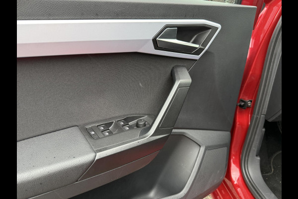 Seat Ibiza 1.0 EcoTSI FR 18 INCH| PARKEERSENSOREN| RIJKLAAR GELEVERD INCL. 12 MND BOVAG GARANTIE|  ORIGINEEL NEDERLANDS GELEVERD NAP| FULL LED| CARPLAY