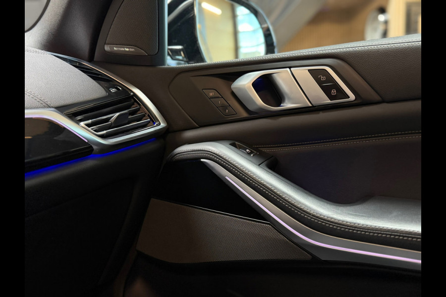 BMW X5 XDrive40i High Executive M-SPORT TV|PANO|H&K|HuD|360CAM|MEMORY|KEYLESS|LUCHTVERING|SFEERVERLICHTING|NIGHTPAKKET|BOMVOL!