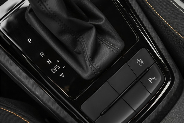 Škoda Kamiq 1.5 TSI ACT Business Edition Camera Trekhaak Stuur & Stoelverw