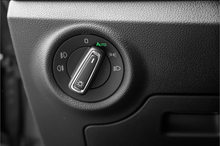 Škoda Kamiq 1.5 TSI ACT Business Edition Camera Trekhaak Stuur & Stoelverw