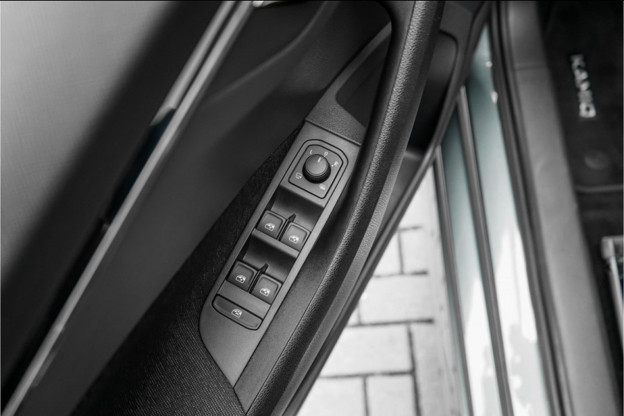 Škoda Kamiq 1.5 TSI ACT Business Edition Camera Trekhaak Stuur & Stoelverw