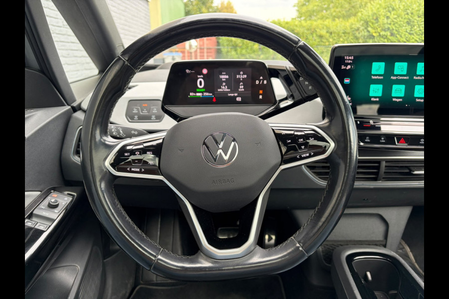 Volkswagen ID.3 First Plus 62kWh Trekhaak Panoramadak Ergo-Active Stoelen+Verwarmd Camera Adap.Cruise Navi-Pro Ecc Head-up display Matrix led Pdc Privacy Glas Isofix Lmv 18" SOH 76% Apple Carplay/Android Auto