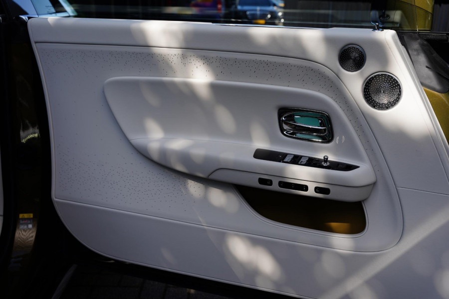 Rolls-Royce Spectre AWD 102 kWh / NL-Auto / Multicolor