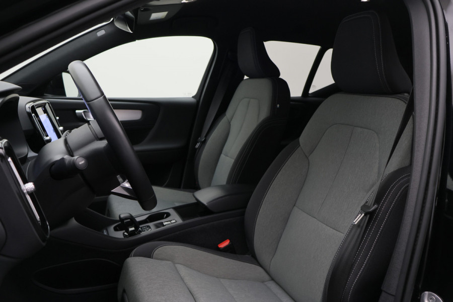 Volvo XC40 1.5 T4 Plug-in hybrid Core Bright SOH 99,6%, Camera, Apple Carplay, Lane Assist, Keyless, PDC