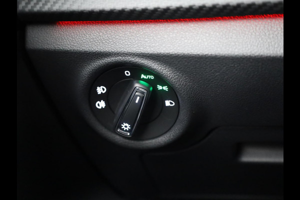 Škoda Kamiq Monte Carlo 1.0 TSI 115 pk 7 versn. DSG | Travel Assist Plus | Winter Pakket