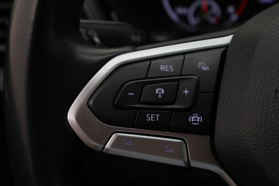 Volkswagen T-Cross 1.0 TSI DSG Life Business Apple CarPlay, ACC, Climate Control, PDC V+A, 17”