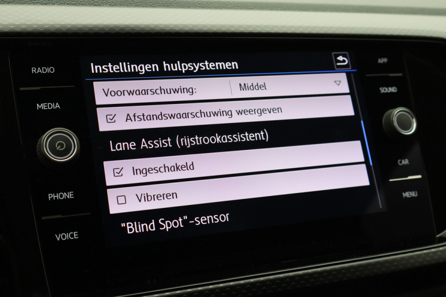 Volkswagen T-Cross 1.0 TSI DSG Life Business Apple CarPlay, ACC, Climate Control, PDC V+A, 17”