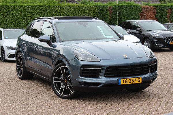 Porsche Cayenne 3.0 / Panoramadak / 360Camera / Achterasbesturing / Adaptieve Stoelen / Luchtvering / 21'' / Bose / Matrix LED / Sportchrono / Stoelventilatie+Verwarming / Stuurverwarmd / Dodehoek / DAB / Cruise