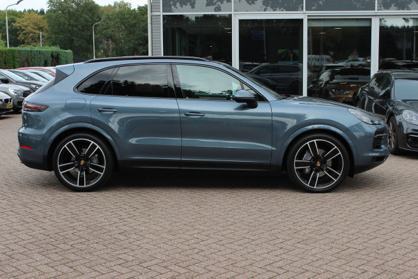 Porsche Cayenne 3.0 / Panoramadak / 360Camera / Achterasbesturing / Adaptieve Stoelen / Luchtvering / 21'' / Bose / Matrix LED / Sportchrono / Stoelventilatie+Verwarming / Stuurverwarmd / Dodehoek / DAB / Cruise