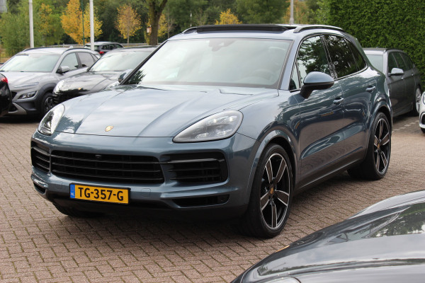 Porsche Cayenne 3.0 / Panoramadak / 360Camera / Achterasbesturing / Adaptieve Stoelen / Luchtvering / 21'' / Bose / Matrix LED / Sportchrono / Stoelventilatie+Verwarming / Stuurverwarmd / Dodehoek / DAB / Cruise