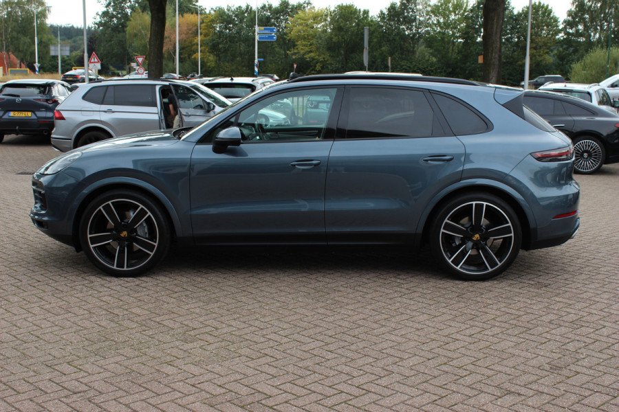 Porsche Cayenne 3.0 / Panoramadak / 360Camera / Achterasbesturing / Adaptieve Stoelen / Luchtvering / 21'' / Bose / Matrix LED / Sportchrono / Stoelventilatie+Verwarming / Stuurverwarmd / Dodehoek / DAB / Cruise