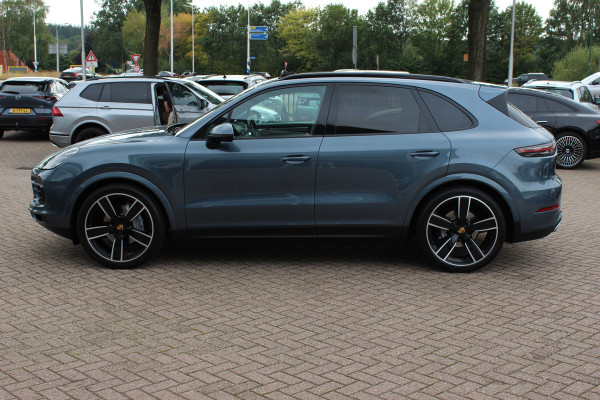 Porsche Cayenne 3.0 / Panoramadak / 360Camera / Achterasbesturing / Adaptieve Stoelen / Luchtvering / 21'' / Bose / Matrix LED / Sportchrono / Stoelventilatie+Verwarming / Stuurverwarmd / Dodehoek / DAB / Cruise