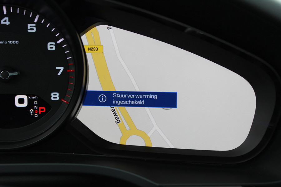 Porsche Cayenne 3.0 / Panoramadak / 360Camera / Achterasbesturing / Adaptieve Stoelen / Luchtvering / 21'' / Bose / Matrix LED / Sportchrono / Stoelventilatie+Verwarming / Stuurverwarmd / Dodehoek / DAB / Cruise