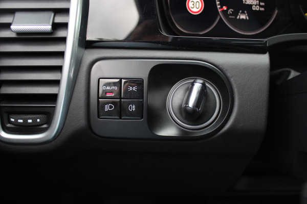 Porsche Cayenne 3.0 / Panoramadak / 360Camera / Achterasbesturing / Adaptieve Stoelen / Luchtvering / 21'' / Bose / Matrix LED / Sportchrono / Stoelventilatie+Verwarming / Stuurverwarmd / Dodehoek / DAB / Cruise